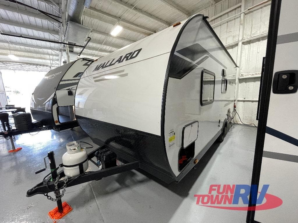 2025 Heartland Mallard 17RBL - Used Travel Trailer For Sale by Fun Town RV - Cleburne in Cleburne, Texas