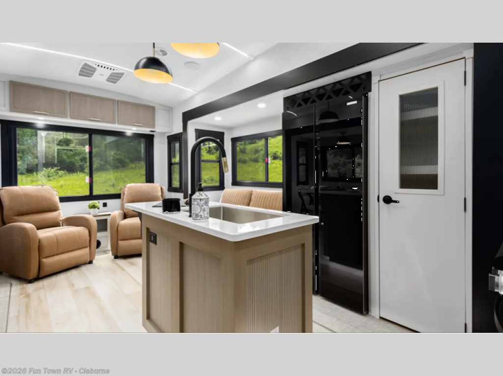 New 2026 Forest River Wildwood Heritage Glen 286RL available in Cleburne, Texas