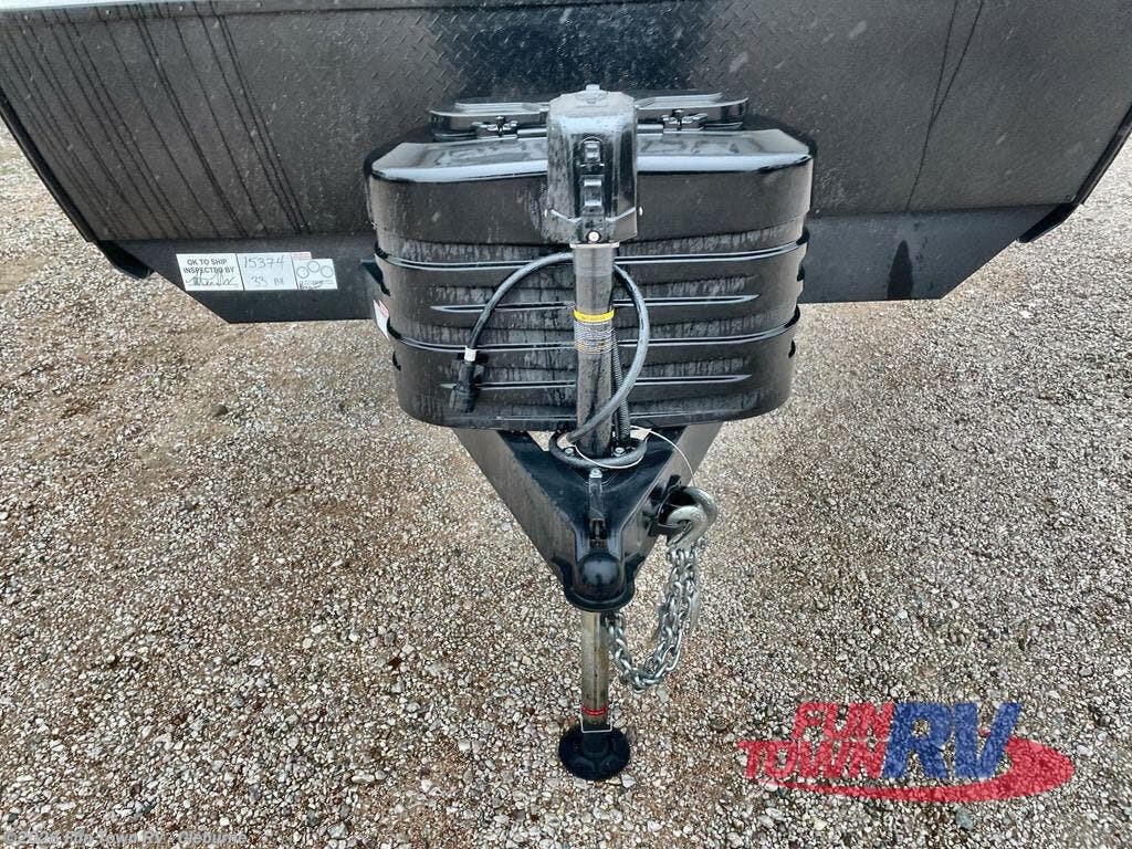 New 2025 Forest River Cherokee Alpha Wolf 33BH available in Cleburne, Texas