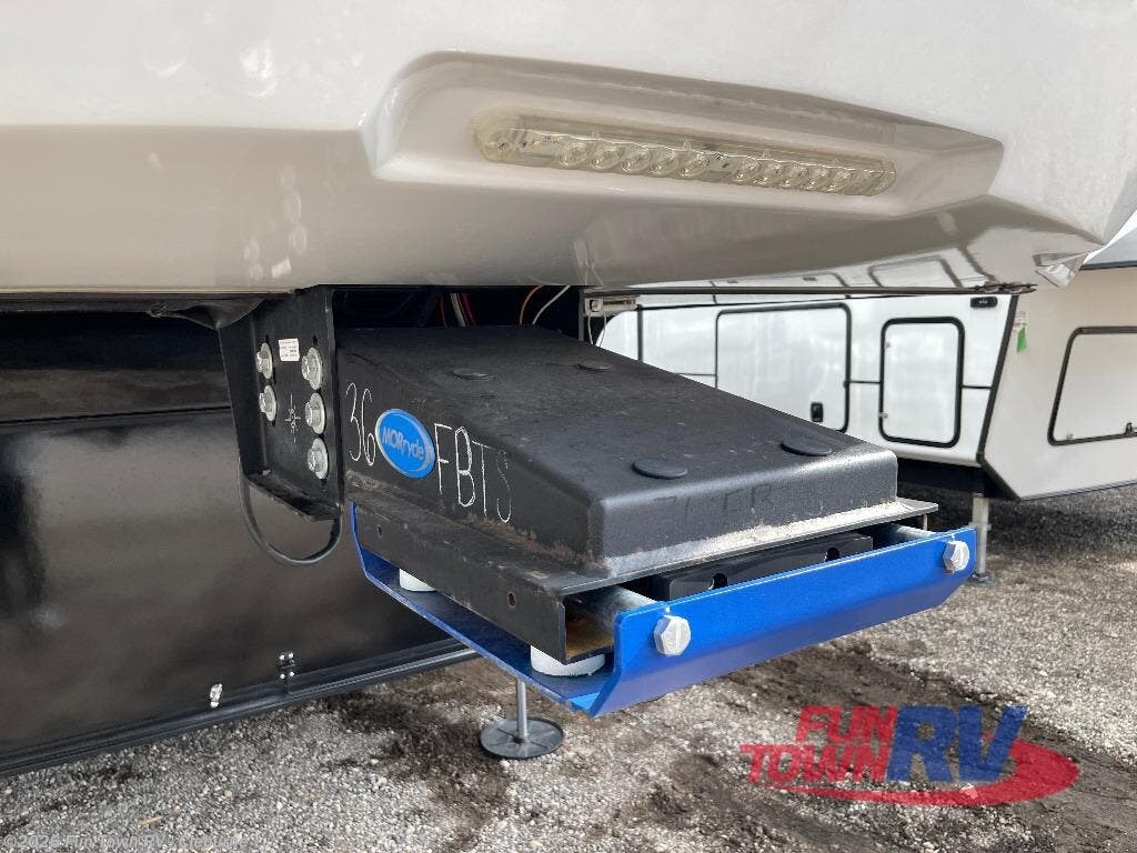 Used 2024 Jayco Pinnacle 36FBTS available in Cleburne, Texas