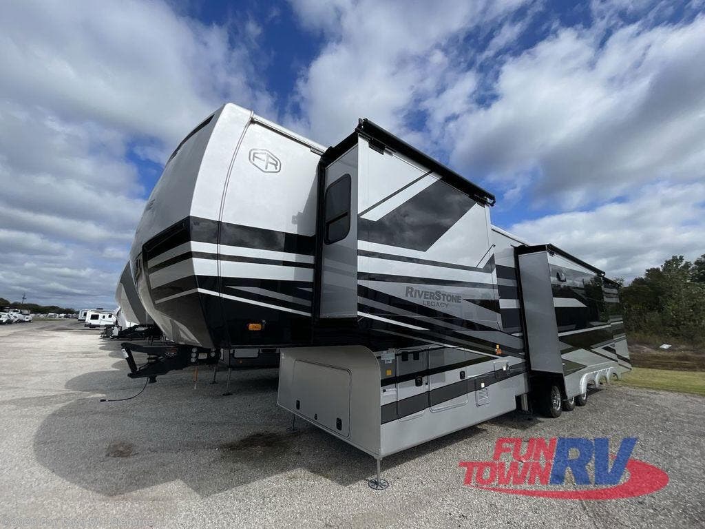 2026 Riverstone Legacy 44DBL by Forest River from Fun Town RV - Cleburne in Cleburne, Texas
