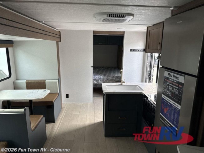 Fun Time Crossroads Rv 2026 CrossRoads Fun Time 27BH #218913 - For Sale in Cleburne, TX