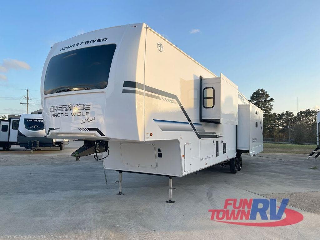 New 2026 Forest River Cherokee Arctic Wolf 38LEAH.G available in Cleburne, Texas