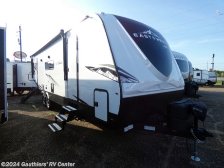 &lt;p&gt;&lt;span style=&quot;font-size: 14pt;&quot;&gt;&lt;strong&gt;SINGLE SLIDE REAR LIVING TRAVEL TRAILER W/ ELECTRIC STABILIZER JACKS, POWER AWNING, 50 WATT ROOFTOP SOLAR PANEL, KING SIZE BED, THEATER SEATING, AND 12 VOLT 10 CU FT REFRIGERATOR.&lt;/strong&gt;&lt;/span&gt;&lt;/p&gt;