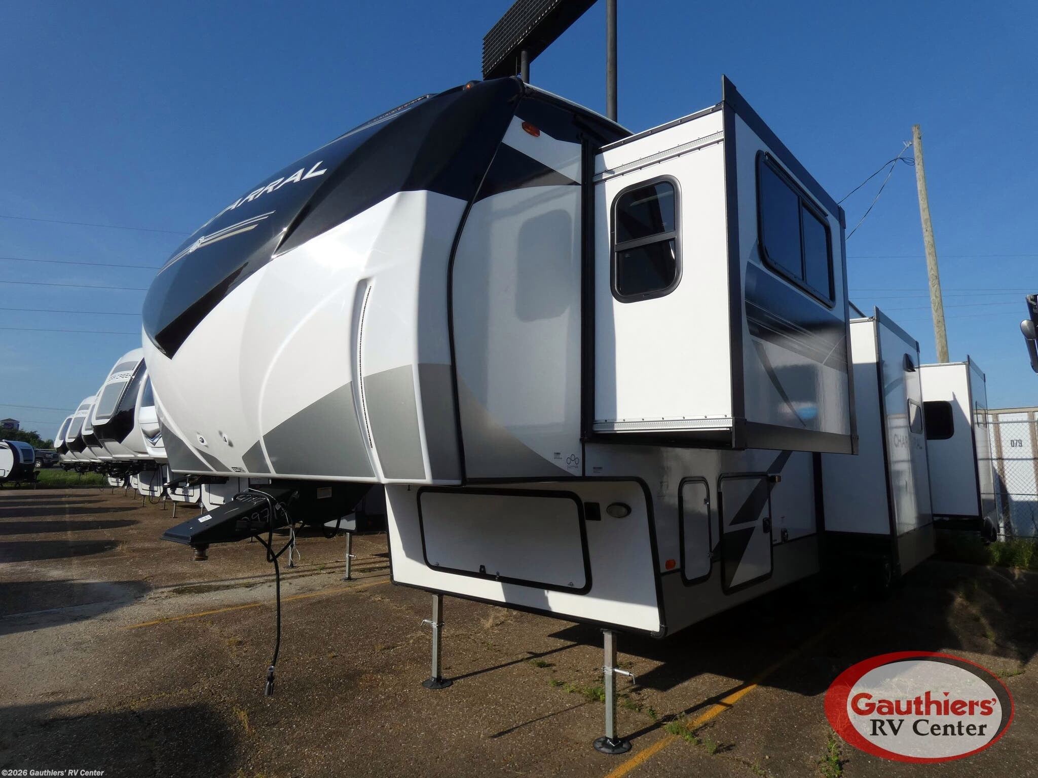 2022 Chaparral 334FL by Coachmen from Gauthiers' RV Center in Scott, Louisiana