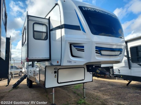&lt;p&gt;&lt;span style=&quot;font-size: 14pt;&quot;&gt;&lt;strong&gt;FOUR SLIDE FRONT LIVING FIFTH WHEEL W/ AUTO LEVELING, 100 WATT ROOFTOP SOLAR PANEL, TWO A/C UNITS, FIREPLACE, THEATER SEATING, AND 12 VOLT 10 CU FT REFRIGERATOR.&lt;/strong&gt;&lt;/span&gt;&lt;/p&gt;