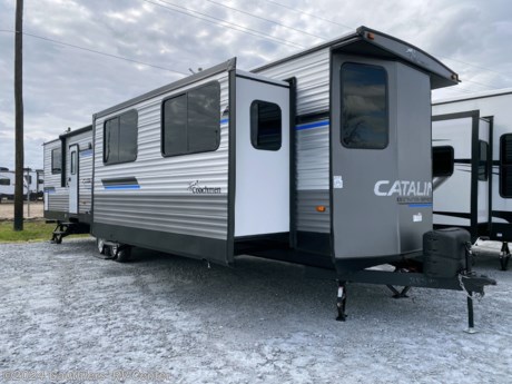 &lt;p&gt;&lt;span style=&quot;font-size: 14pt;&quot;&gt;&lt;strong&gt;TRIPLE SLIDE FRONT ENTERTAINMENT DESTINATION TRAILER W/ POWER AWNING, RESIDENTIAL REFRIGERATOR, FIREPLACE, RECLINERS, KING SIZE BED, AND WASHER-DRYER PREP.&lt;/strong&gt;&lt;/span&gt;&lt;/p&gt;