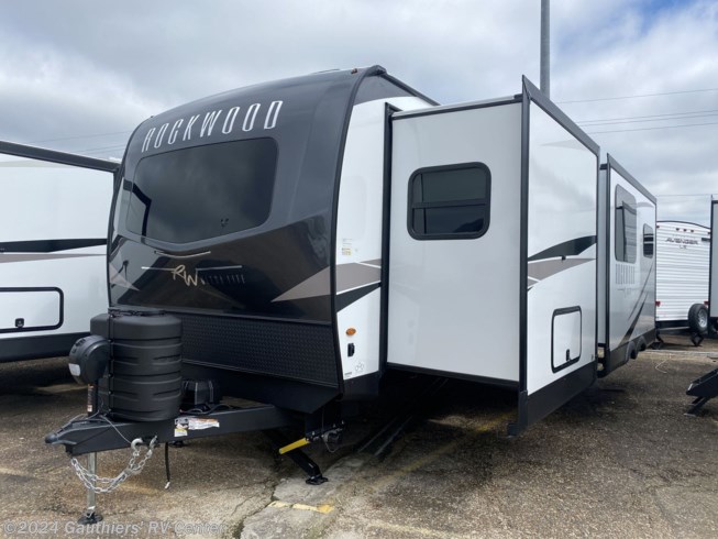 2024 Rockwood Ultra Lite 2614BS by Forest River from Gauthiers