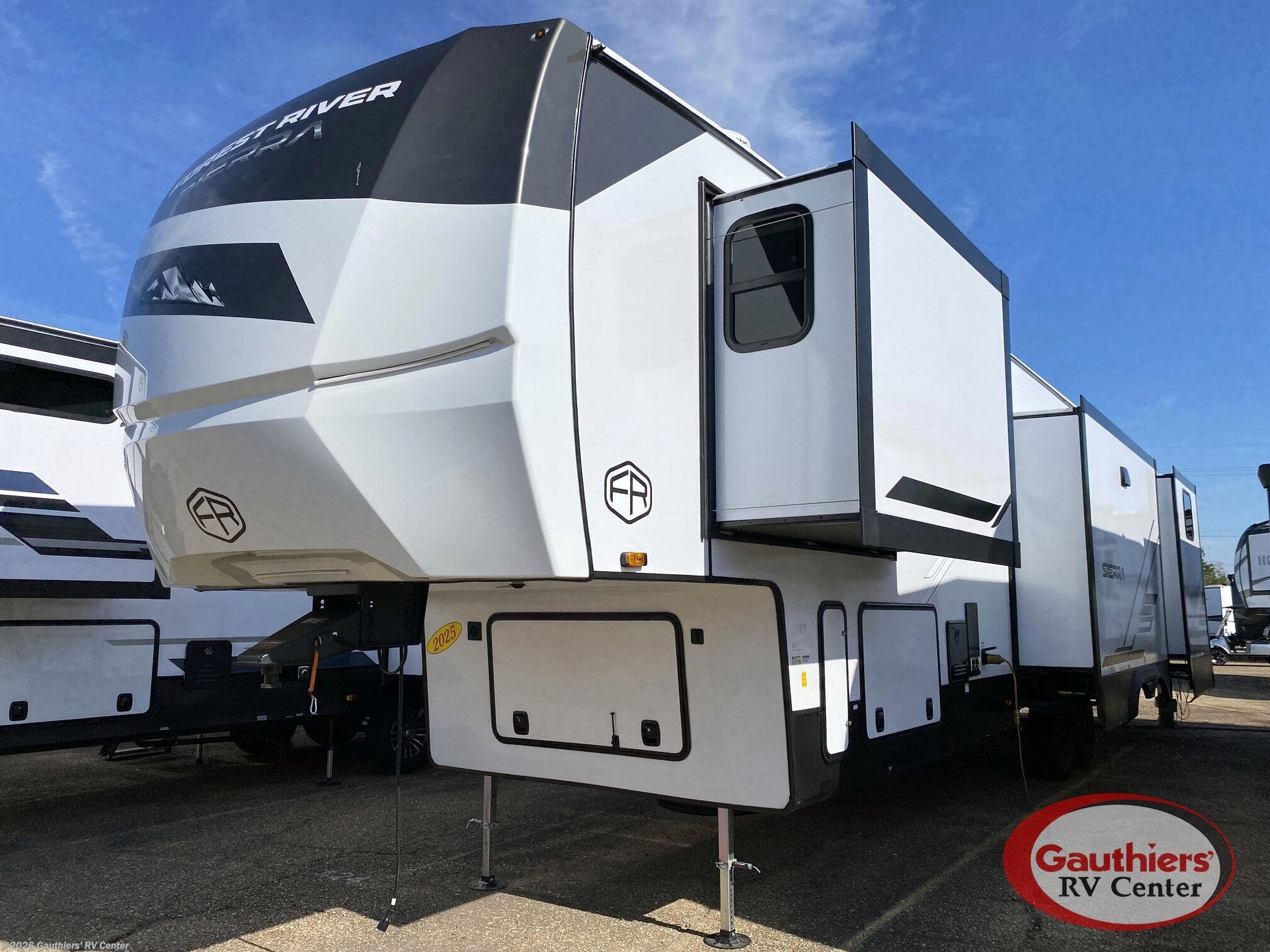 2025 Sierra 3880BH by Forest River from Gauthiers' RV Center in Scott, Louisiana