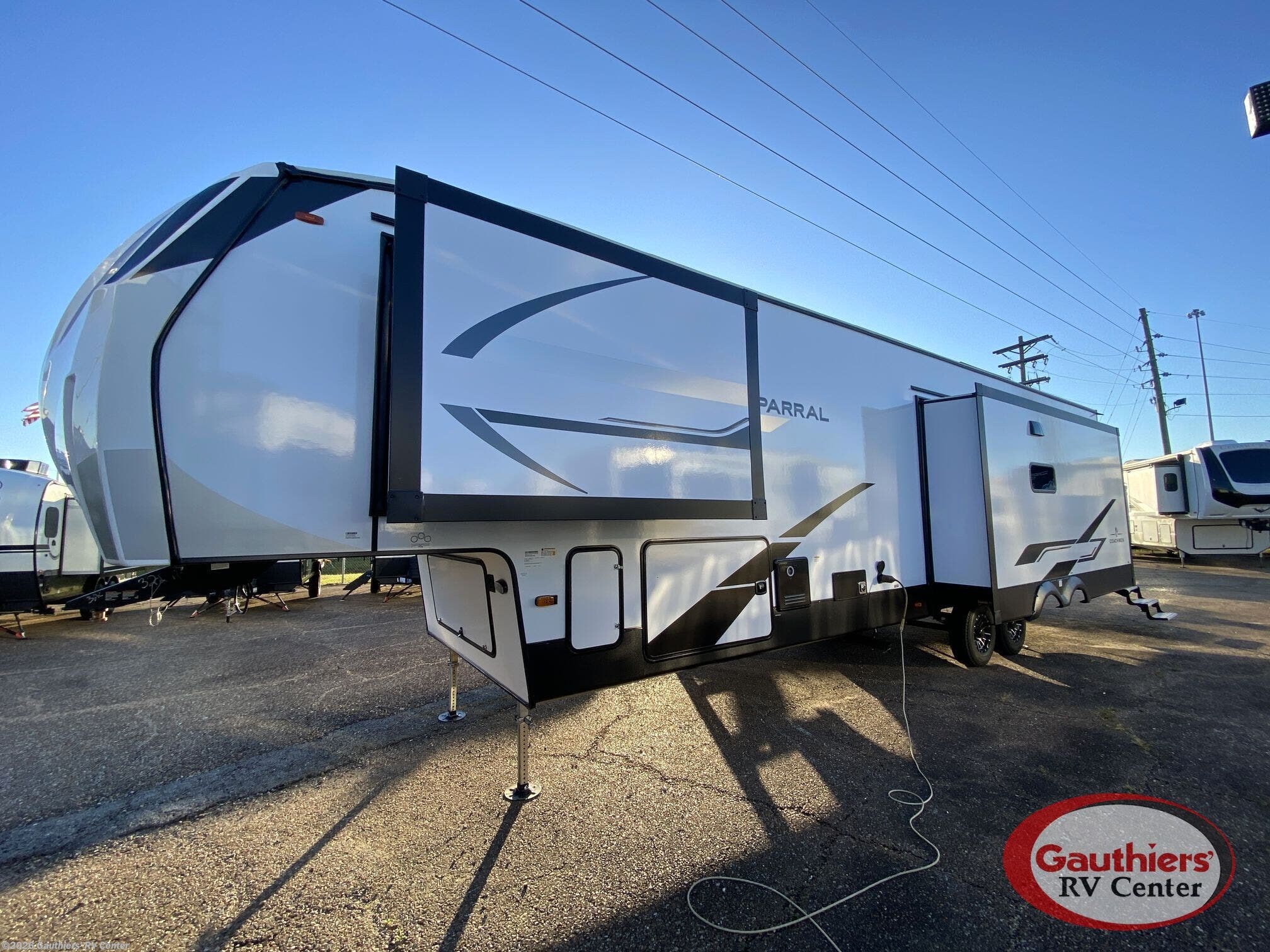 2025 Chaparral 389DEK by Coachmen from Gauthiers' RV Center in Scott, Louisiana