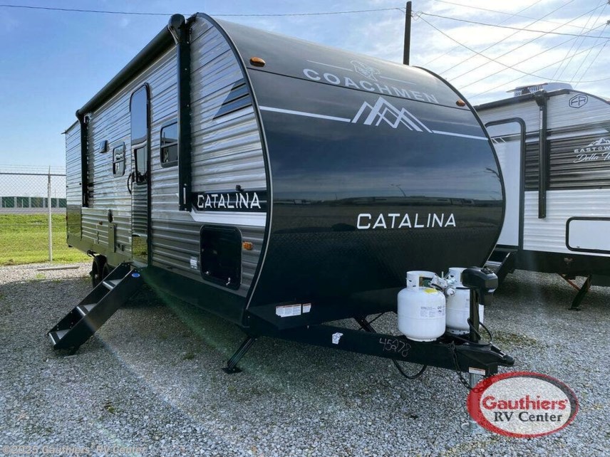 New 2025 Coachmen Catalina Summit 8 Series 261BHS available in Scott, Louisiana