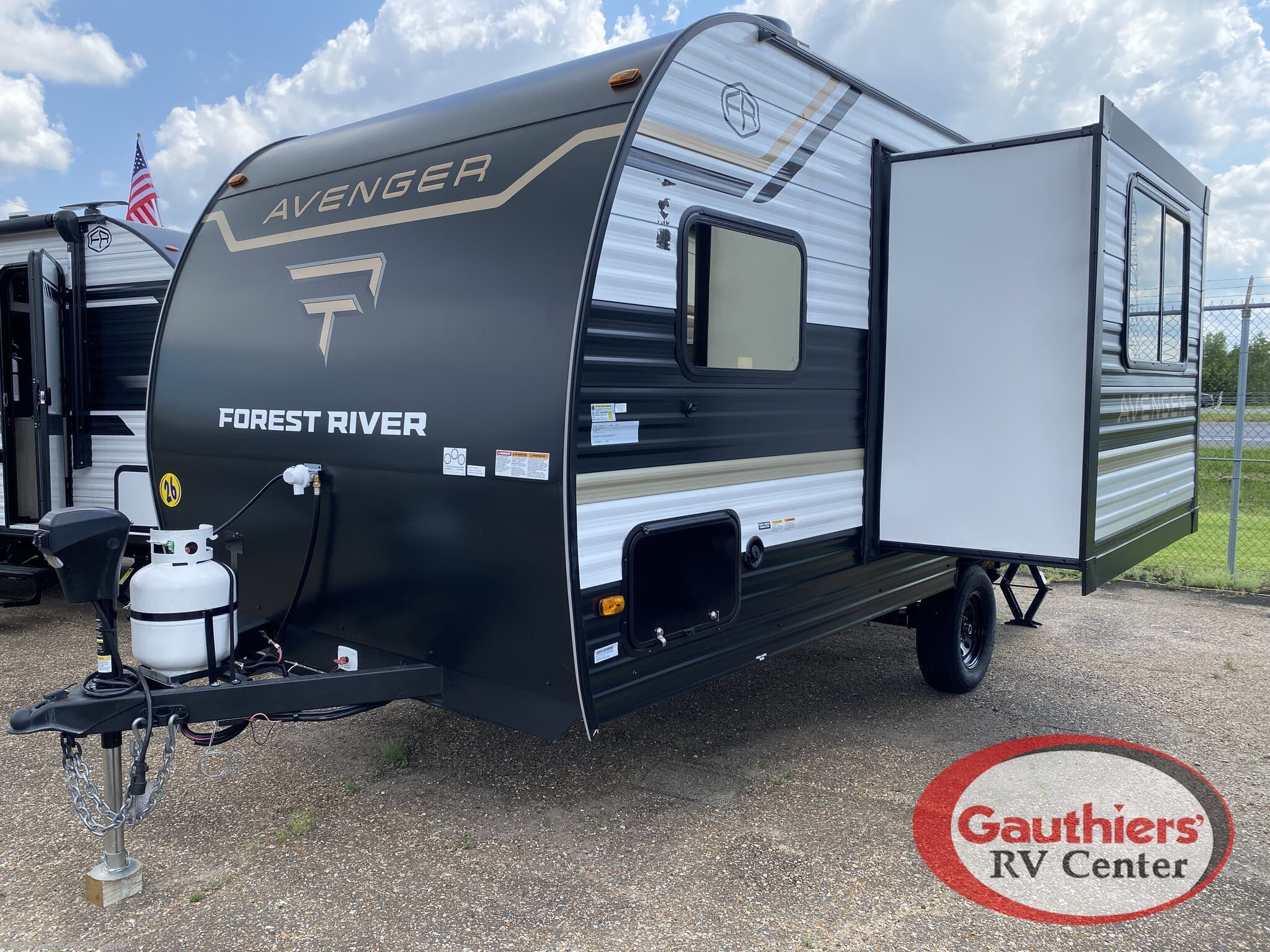 2026 Avenger LT 17FQS by Prime Time from Gauthiers' RV Center in Scott, Louisiana