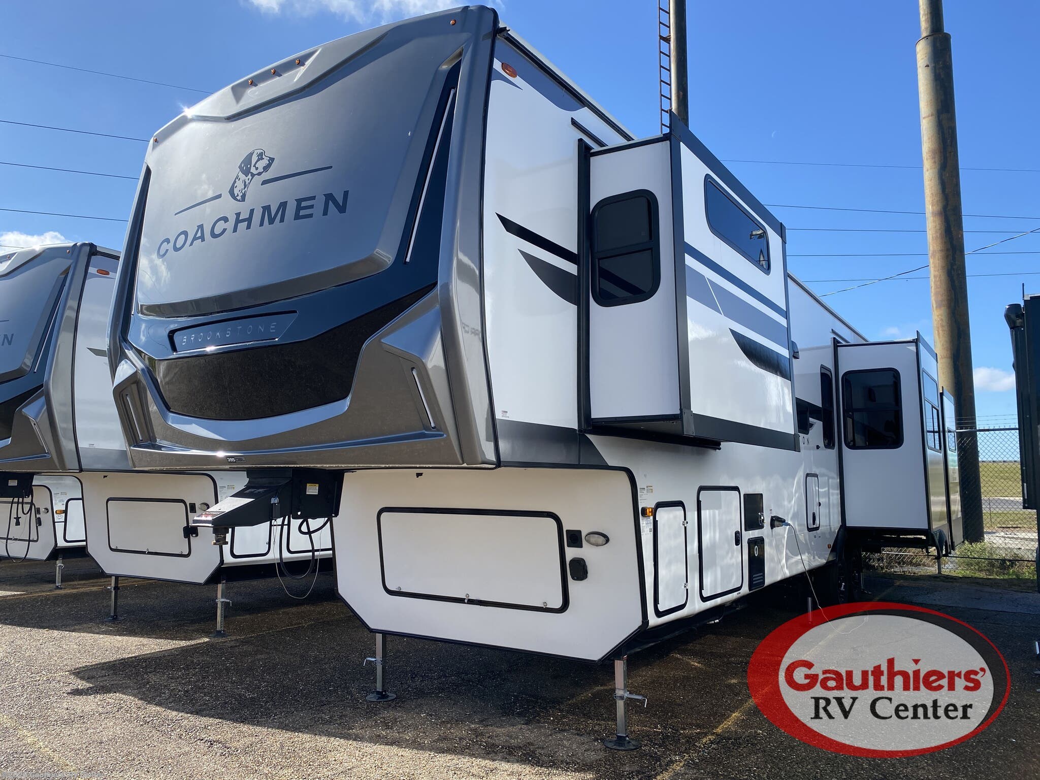 2026 Brookstone 395DBL by Coachmen from Gauthiers' RV Center in Scott, Louisiana