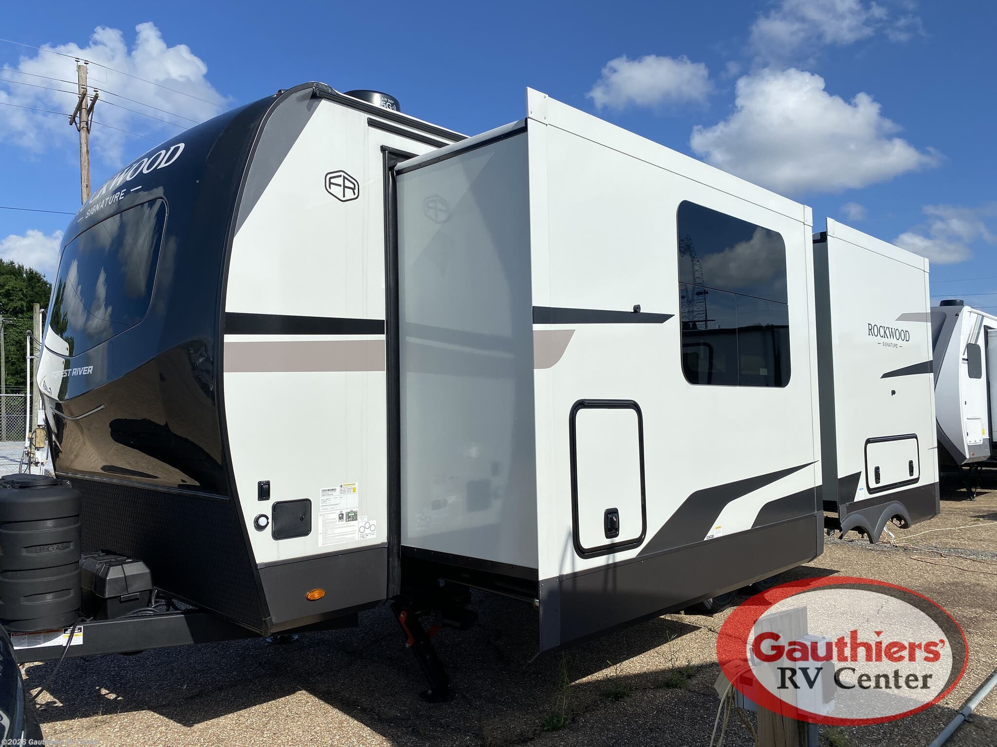 2026 Rockwood Signature 8263MBR by Forest River from Gauthiers' RV Center in Scott, Louisiana