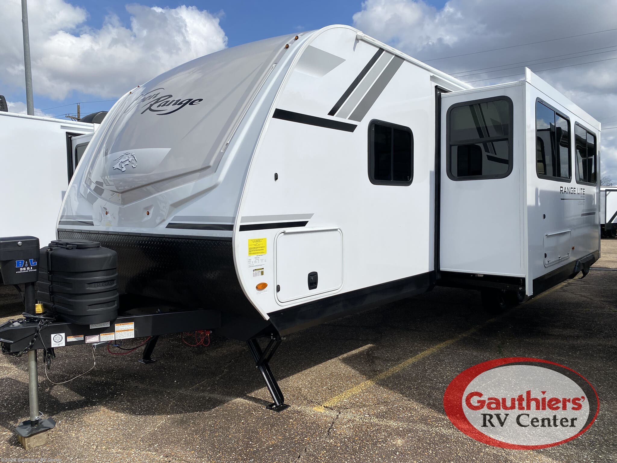 2026 Open Range Range Lite 270DBL by Highland Ridge from Gauthiers' RV Center in Scott, Louisiana