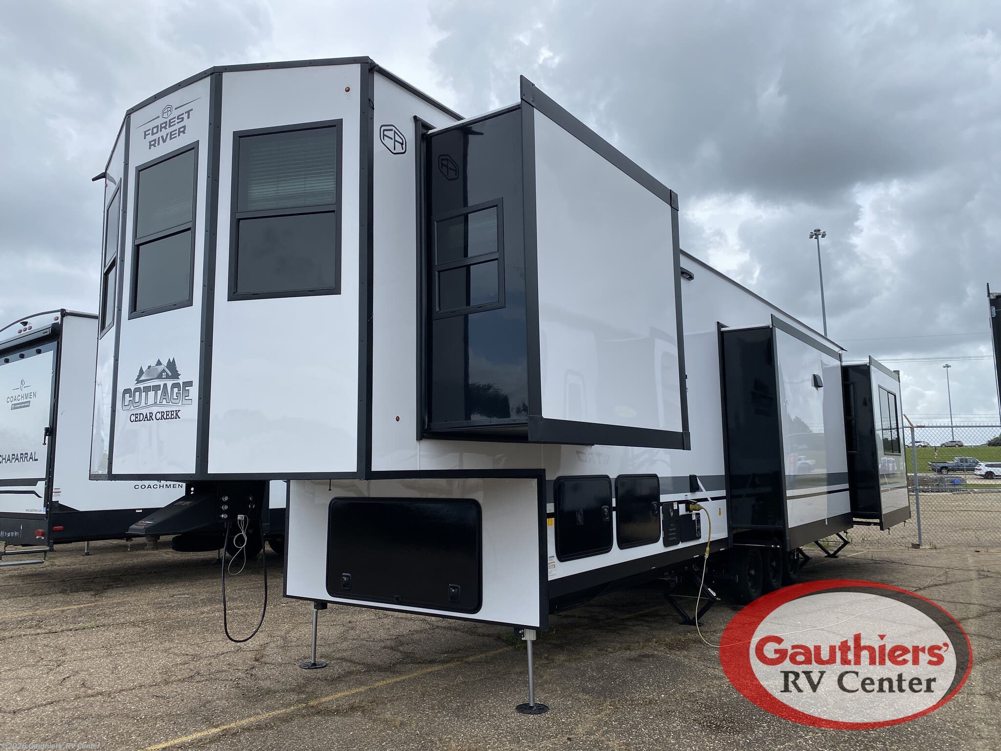 2026 Forest River Cedar Creek Cottage 412FWC - New Fifth Wheel For Sale by Gauthiers' RV Center in Scott, Louisiana features Oven, Detachable, Microwave, Vanity, Toilet