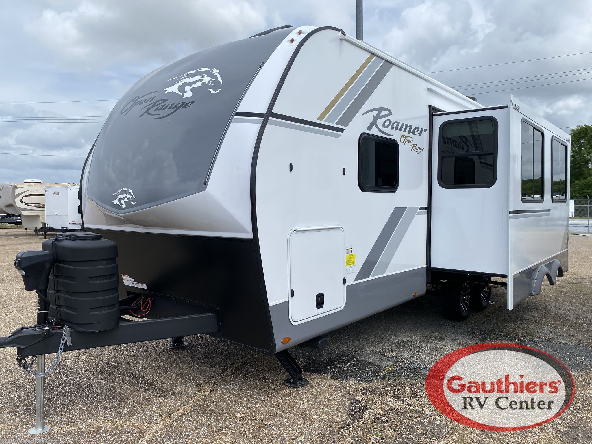 2026 Highland Ridge Open Range Roamer Light Duty 27RBOS - New Travel Trailer For Sale by Gauthiers' RV Center in Scott, Louisiana features Black Tank Flush, Solar Panel, Hide-A-Bed, Theater Seating, Microwave