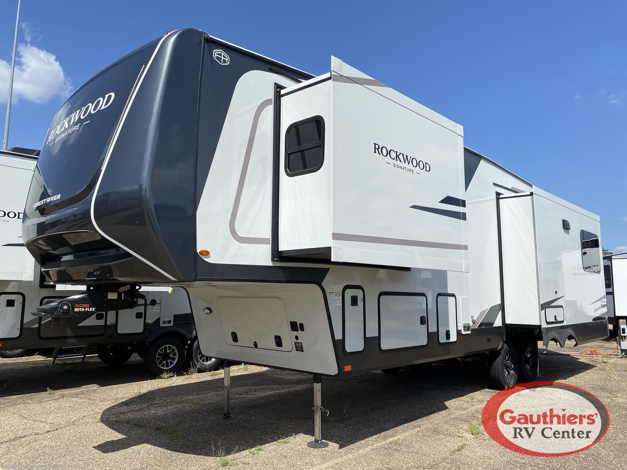 2027 Rockwood Signature R372RL by Forest River from Gauthiers' RV Center in Scott, Louisiana