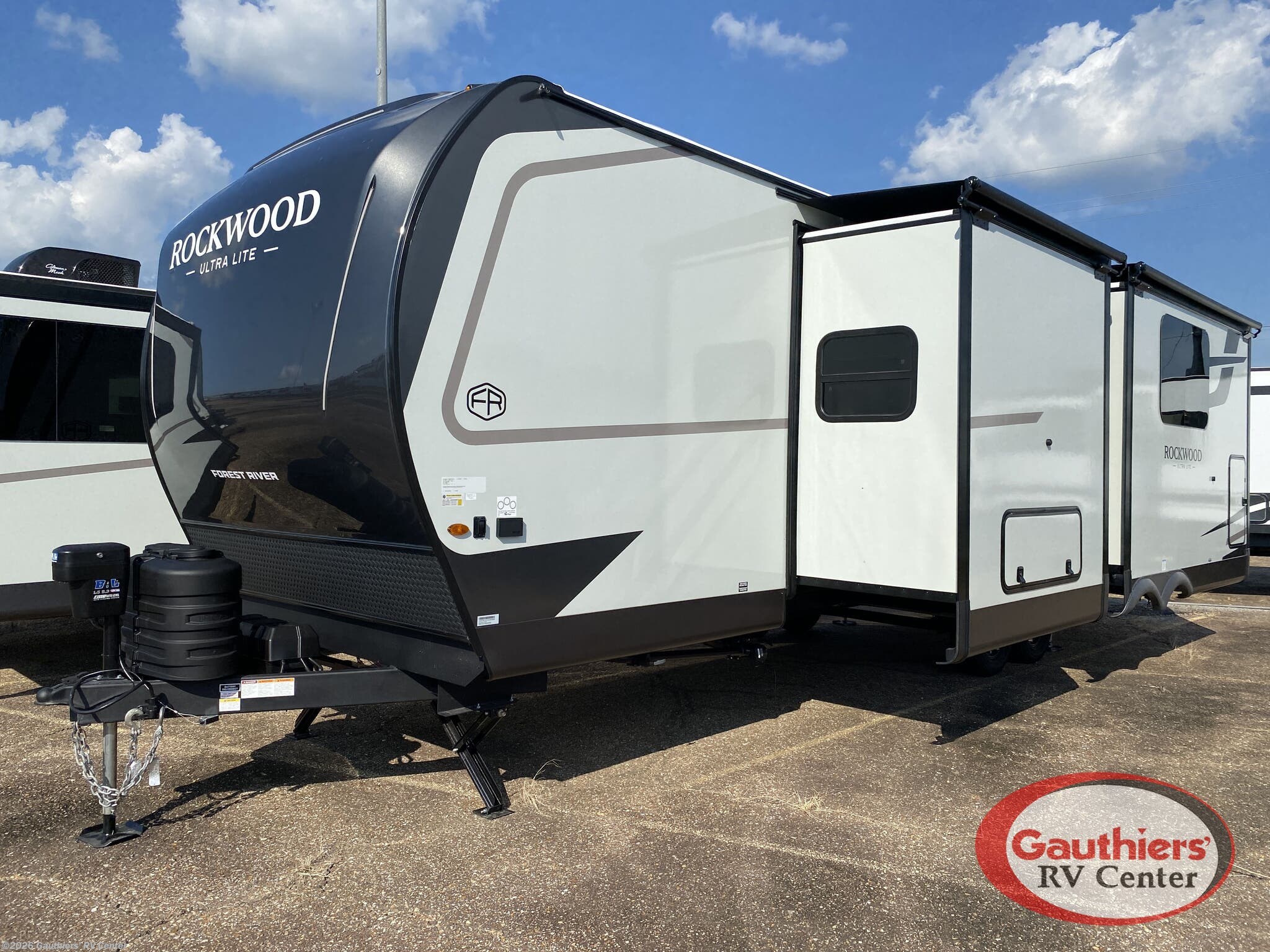 2027 Rockwood Ultra Lite 2711RK by Forest River from Gauthiers' RV Center in Scott, Louisiana