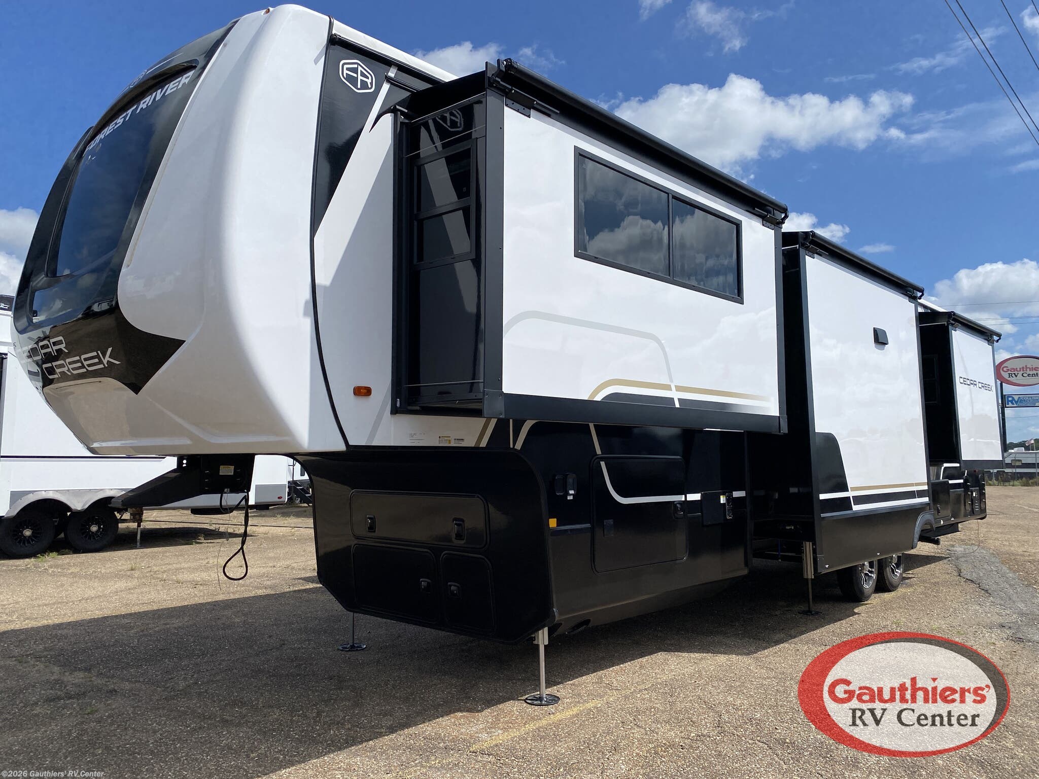 2027 Cedar Creek 398FL by Forest River from Gauthiers' RV Center in Scott, Louisiana