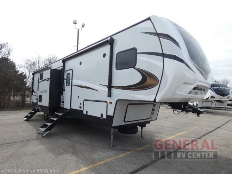 Used 2021 Keystone Sprinter 35BH available in Brownstown Township, Michigan