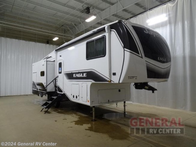 New 2024 Jayco Eagle 28.5RSTS available in Brownstown Township, Michigan