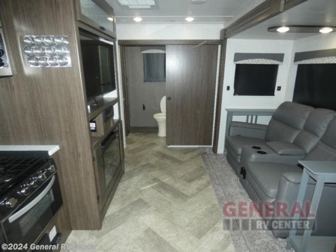 2020 Voyage 2427RB by Winnebago from General RV Center in Brownstown Township, Michigan