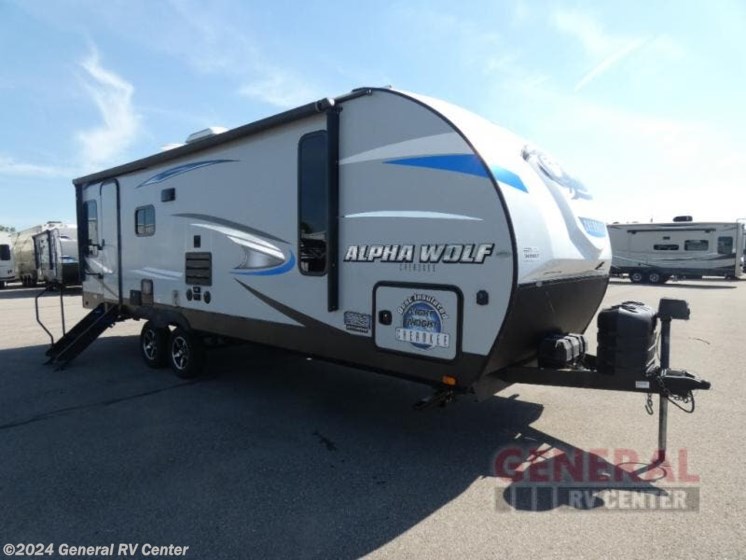 Used 2019 Forest River Cherokee Alpha Wolf 23RD-L available in Brownstown Township, Michigan