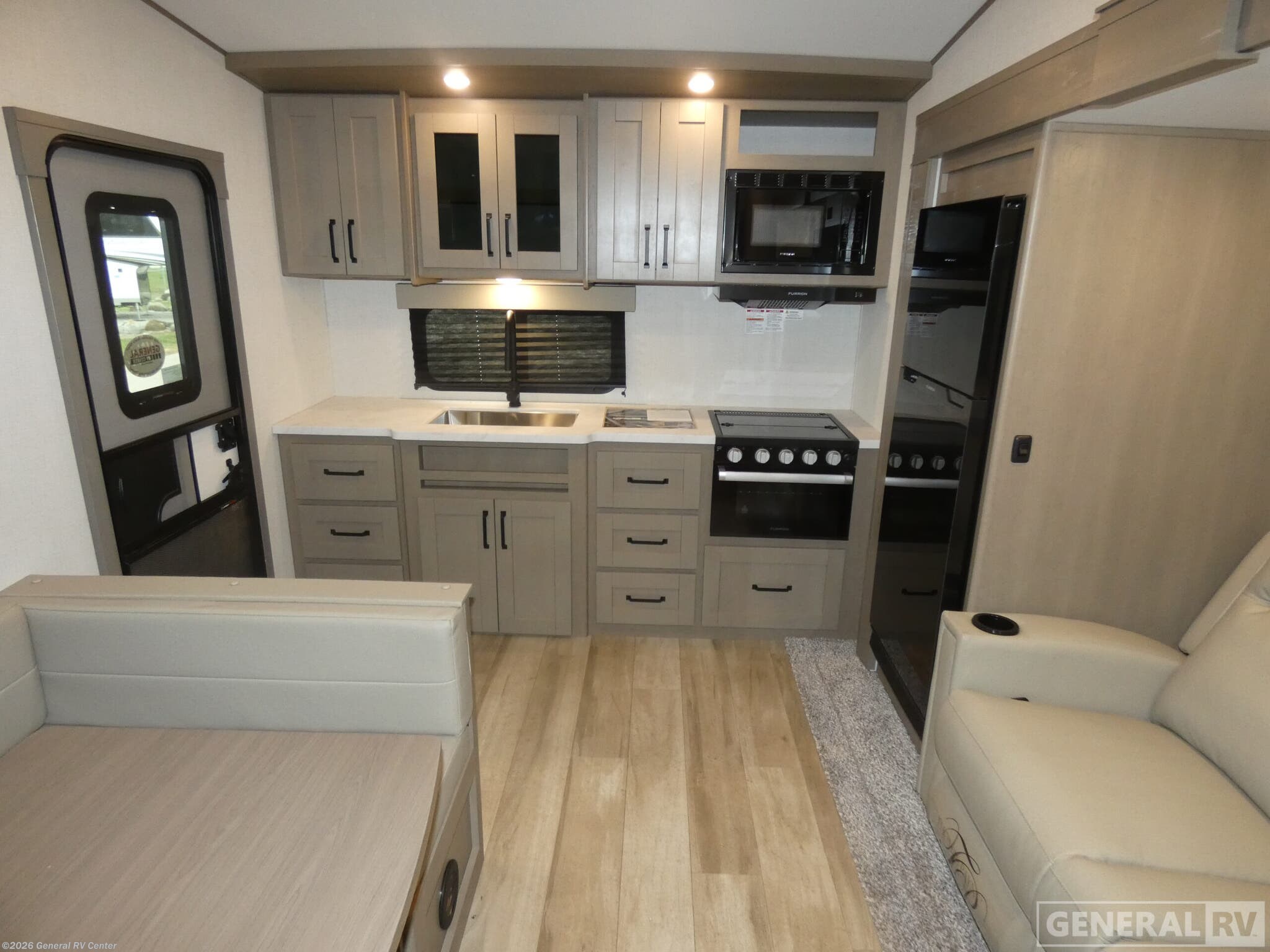 2025 Grand Design Reflection 22RK - Used Fifth Wheel For Sale by General RV Center in Brownstown Township, Michigan