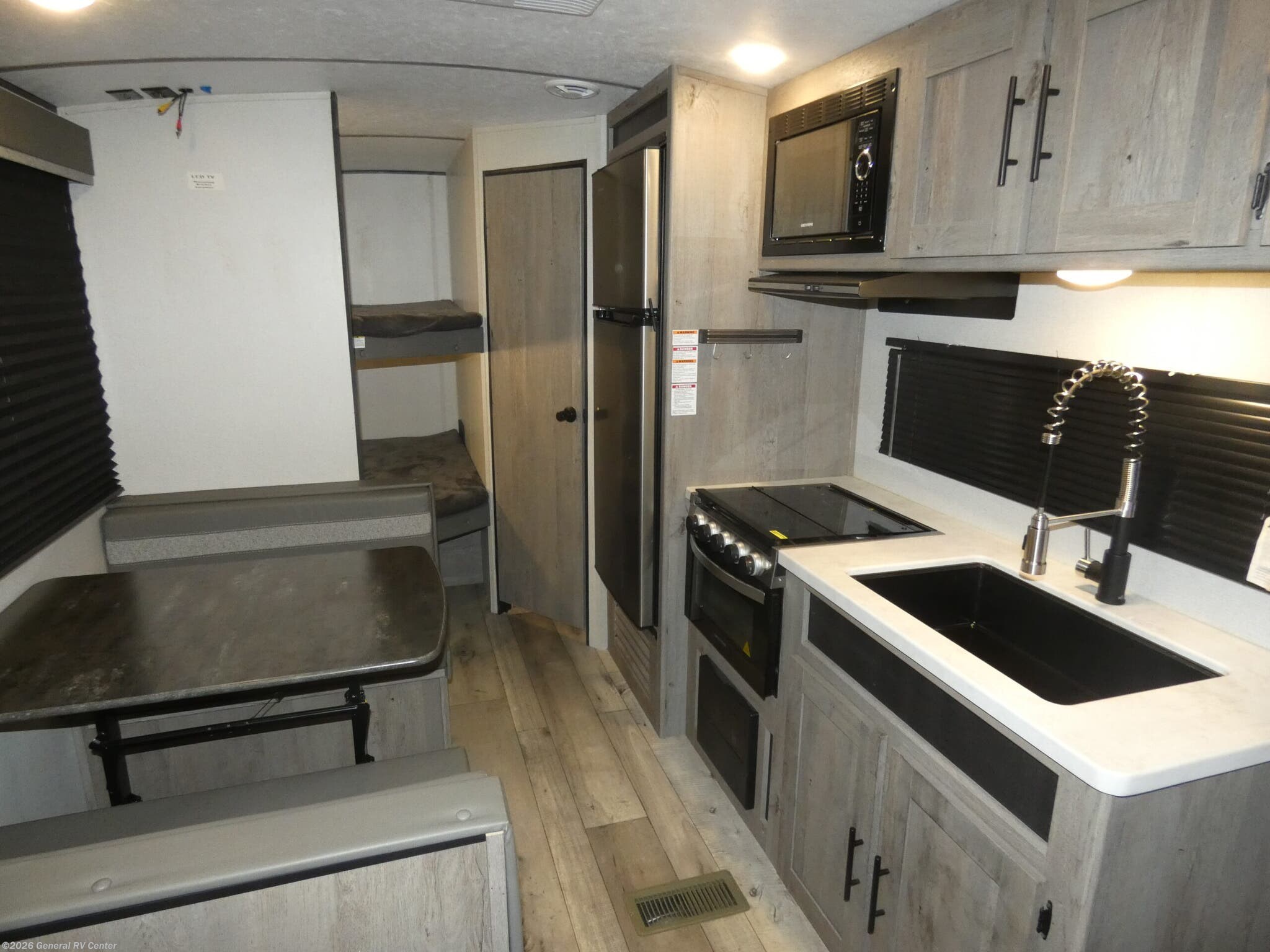 2021 Keystone Springdale 260BH - Used Travel Trailer For Sale by General RV Center in Brownstown Township, Michigan
