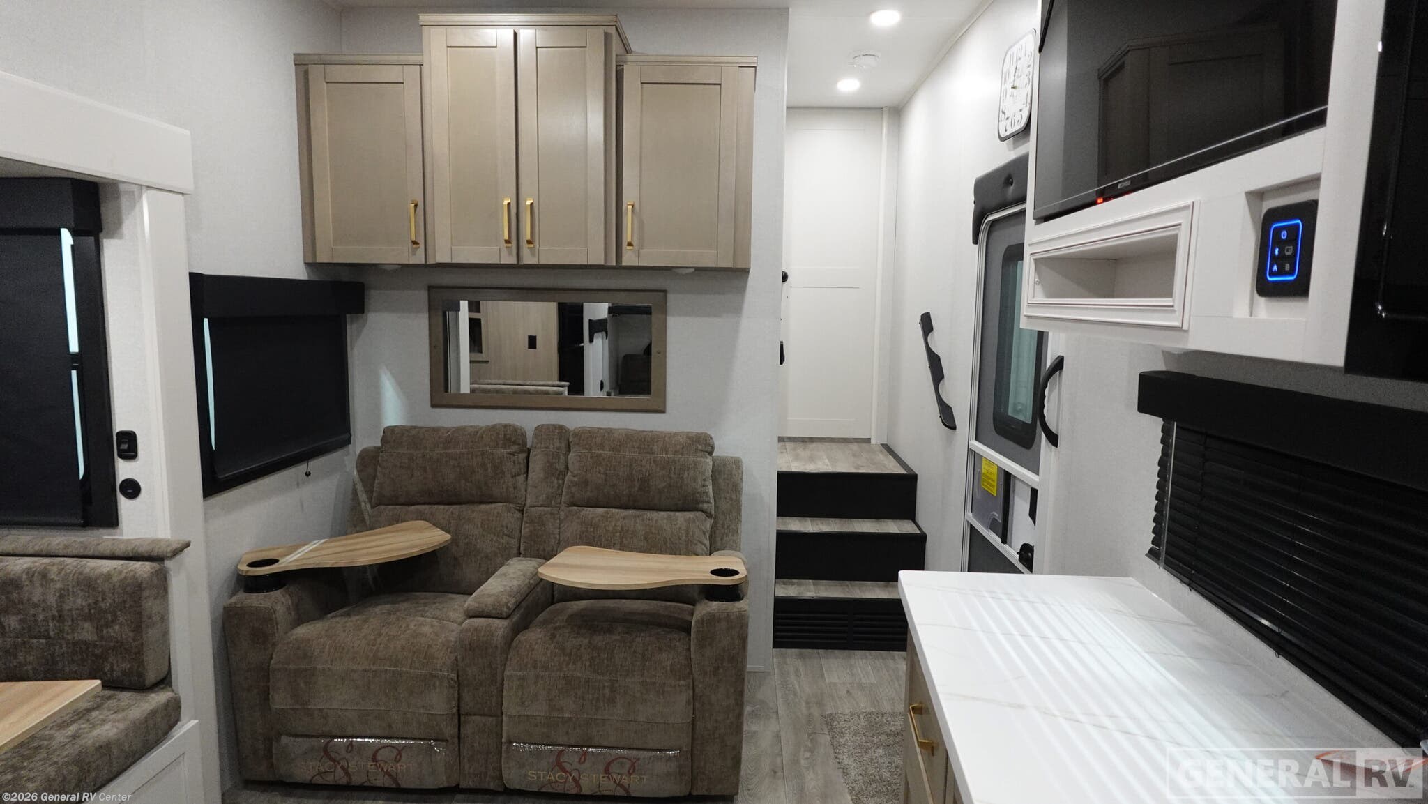 New 2026 Jayco Eagle HT 31QCD available in Brownstown Township, Michigan