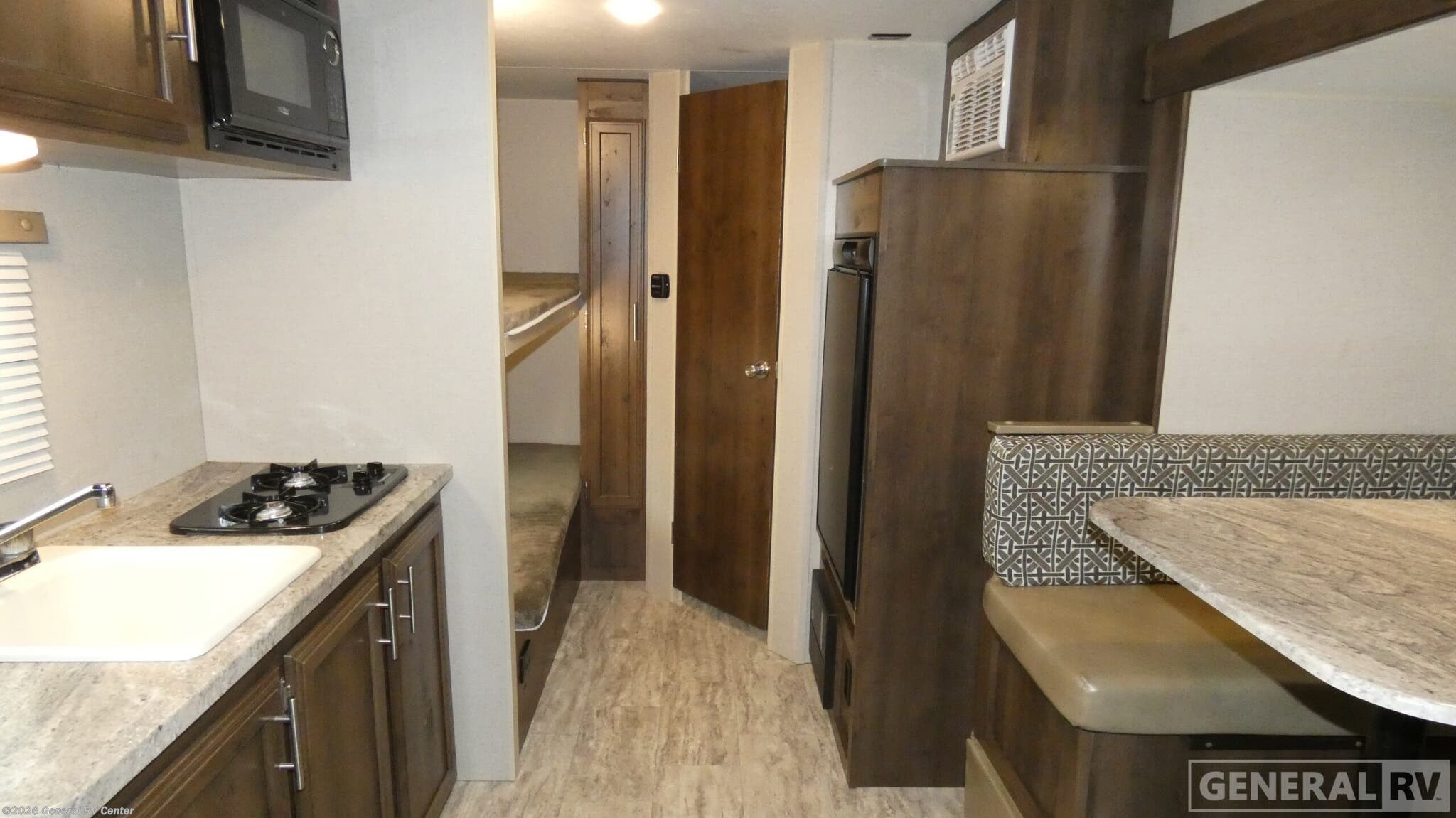 2019 K-Z Escape E191BH - Used Travel Trailer For Sale by General RV Center in Brownstown Township, Michigan