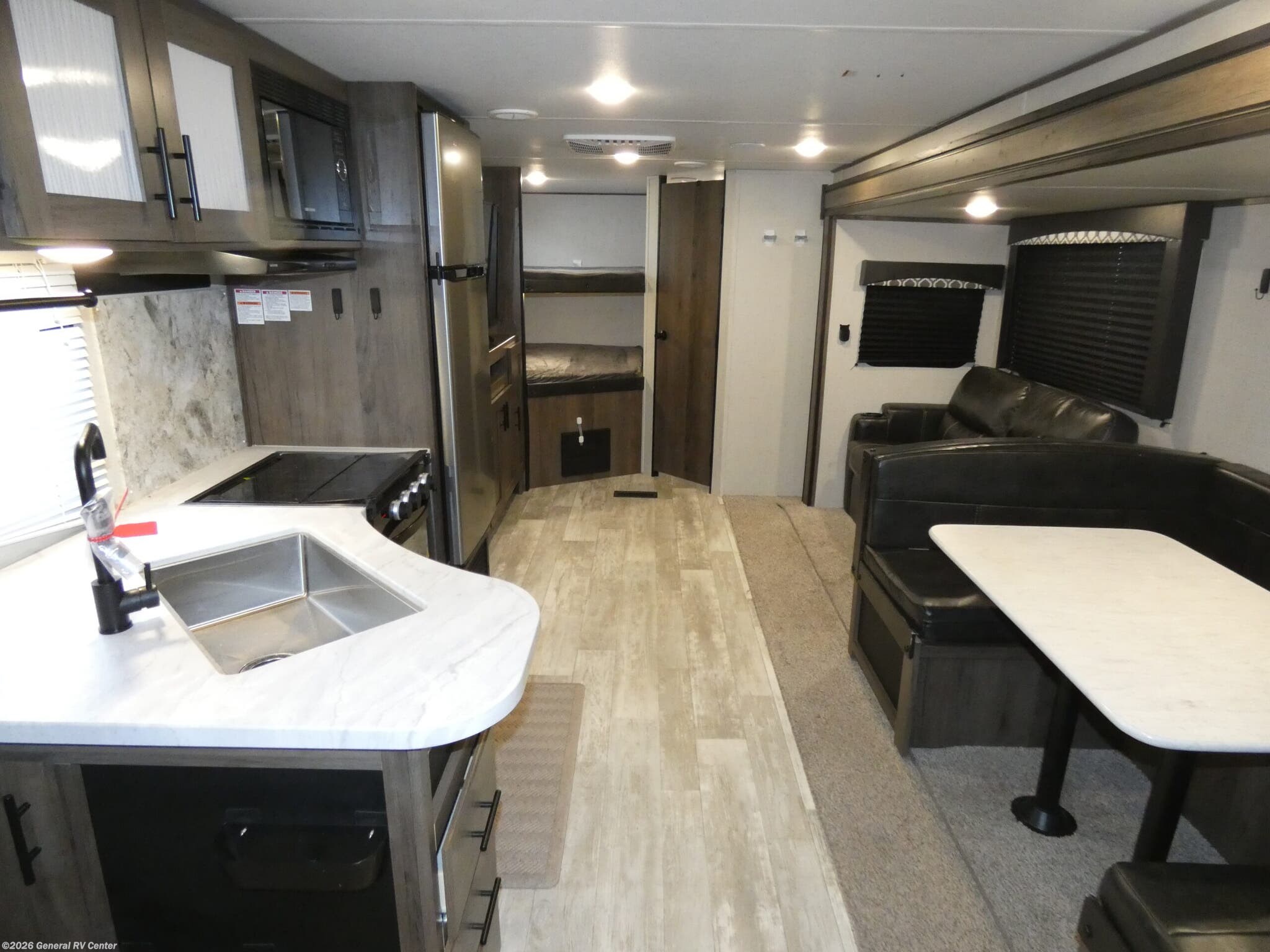 2020 Prime Time Avenger 27DBS - Used Travel Trailer For Sale by General RV Center in Brownstown Township, Michigan