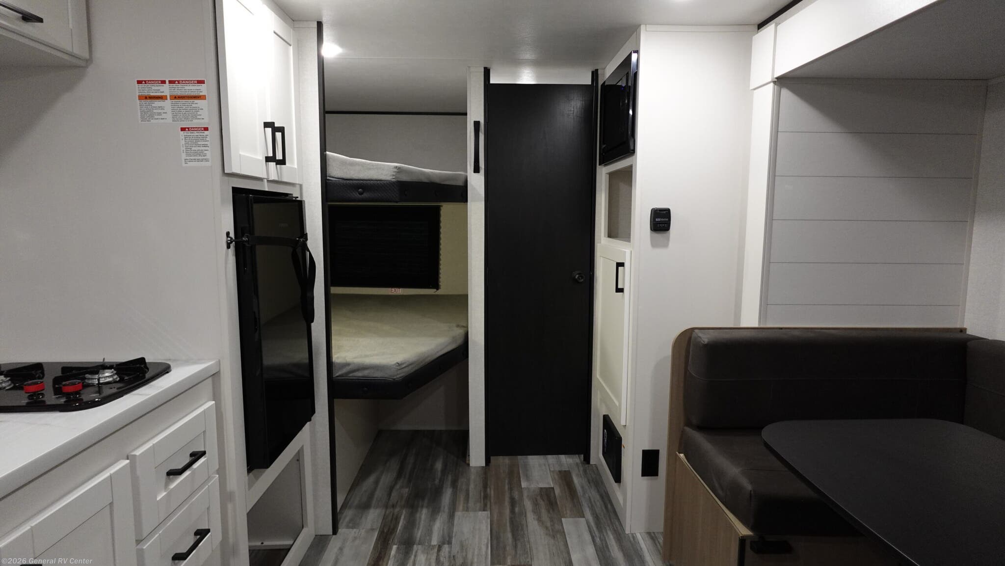2026 Jayco Flight 178DBS - New Travel Trailer For Sale by General RV Center in Brownstown Township, Michigan