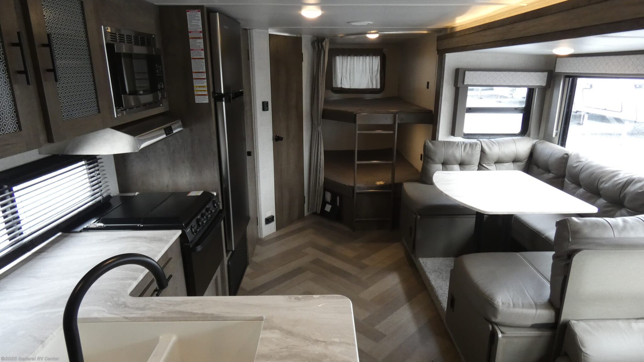 2021 Forest River Wildwood X-Lite 263BHXL - Used Travel Trailer For Sale by General RV Center in Brownstown Township, Michigan