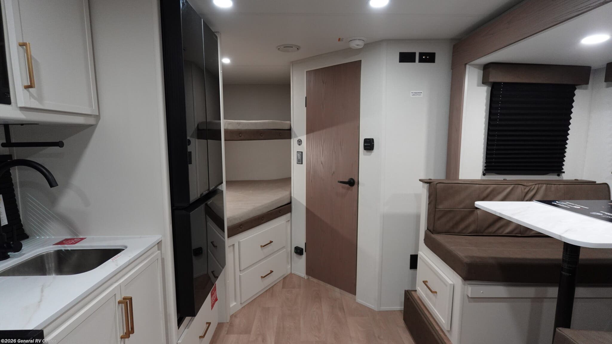 2026 Grand Design TRANSCEND-ONE 161BH - New Travel Trailer For Sale by General RV Center in Brownstown Township, Michigan
