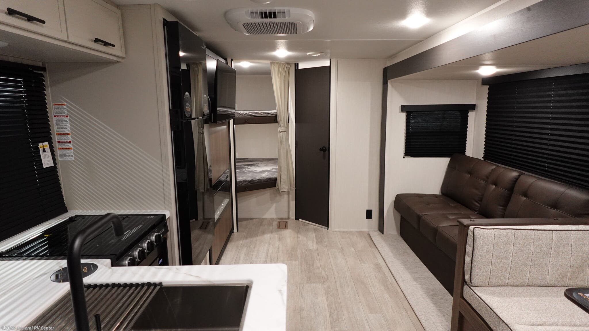 2026 Prime Time Avenger 26DBS - New Travel Trailer For Sale by General RV Center in Brownstown Township, Michigan