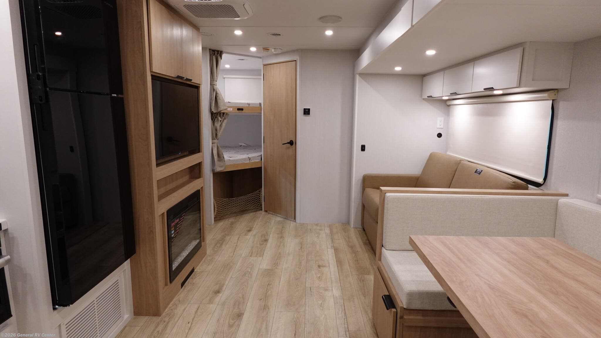 2026 Winnebago Thrive 28BHS - New Travel Trailer For Sale by General RV Center in Brownstown Township, Michigan