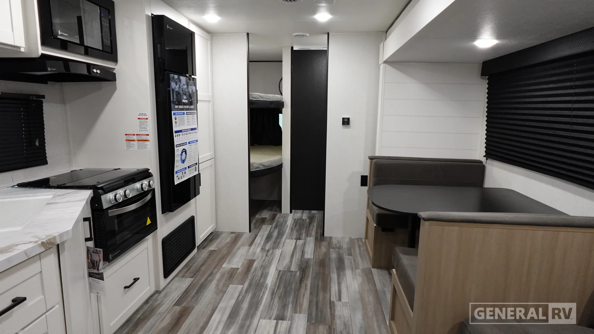 2026 Jayco FLIGHT 261BHS - New Travel Trailer For Sale by General RV Center in Brownstown Township, Michigan