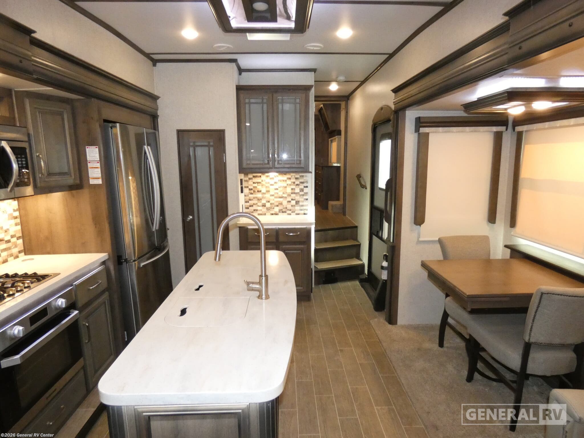 Used 2020 Keystone Montana 3121RL available in Brownstown Township, Michigan