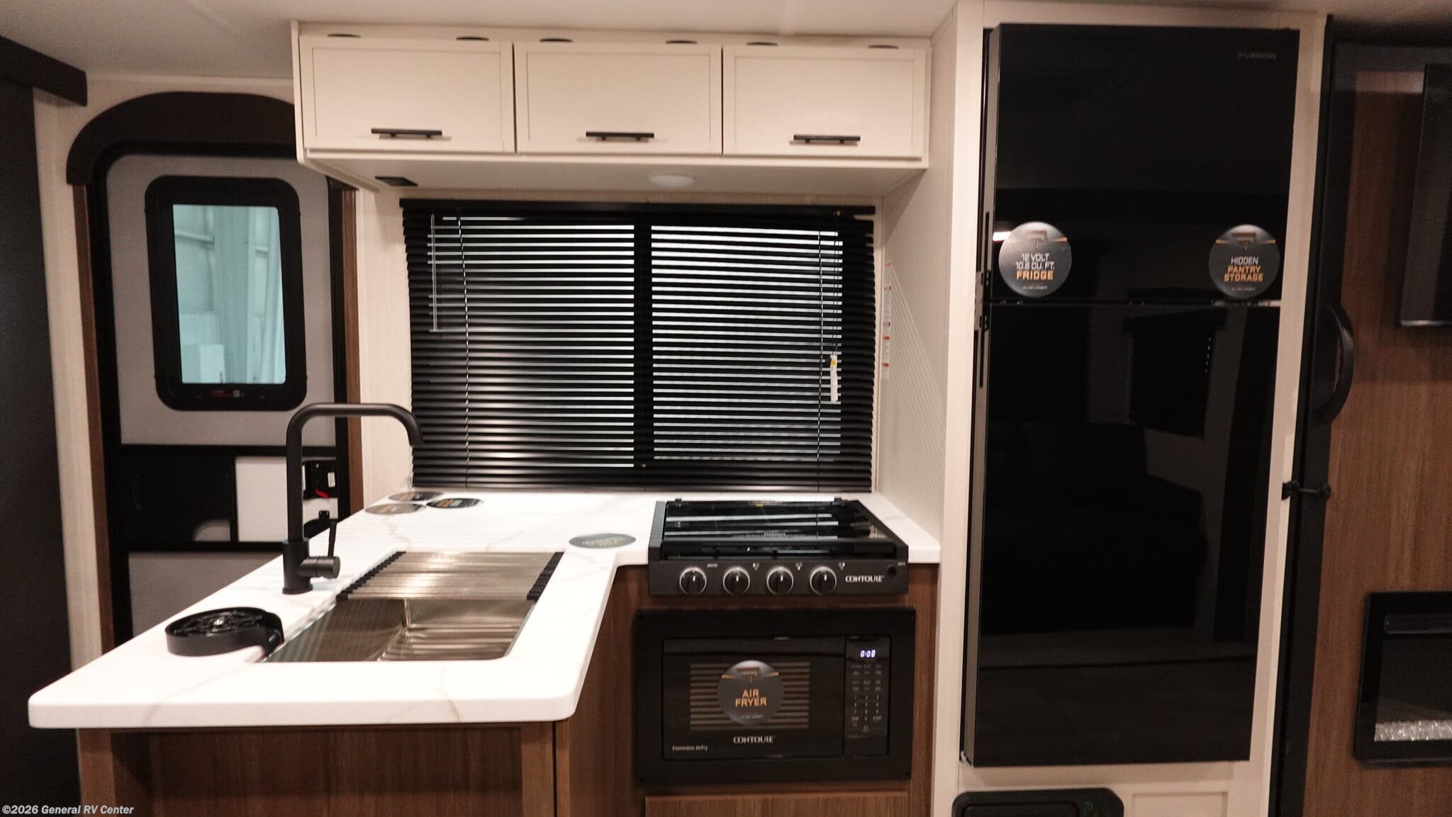 2026 Prime Time Avenger 26DBS - New Travel Trailer For Sale by General RV Center in Brownstown Township, Michigan
