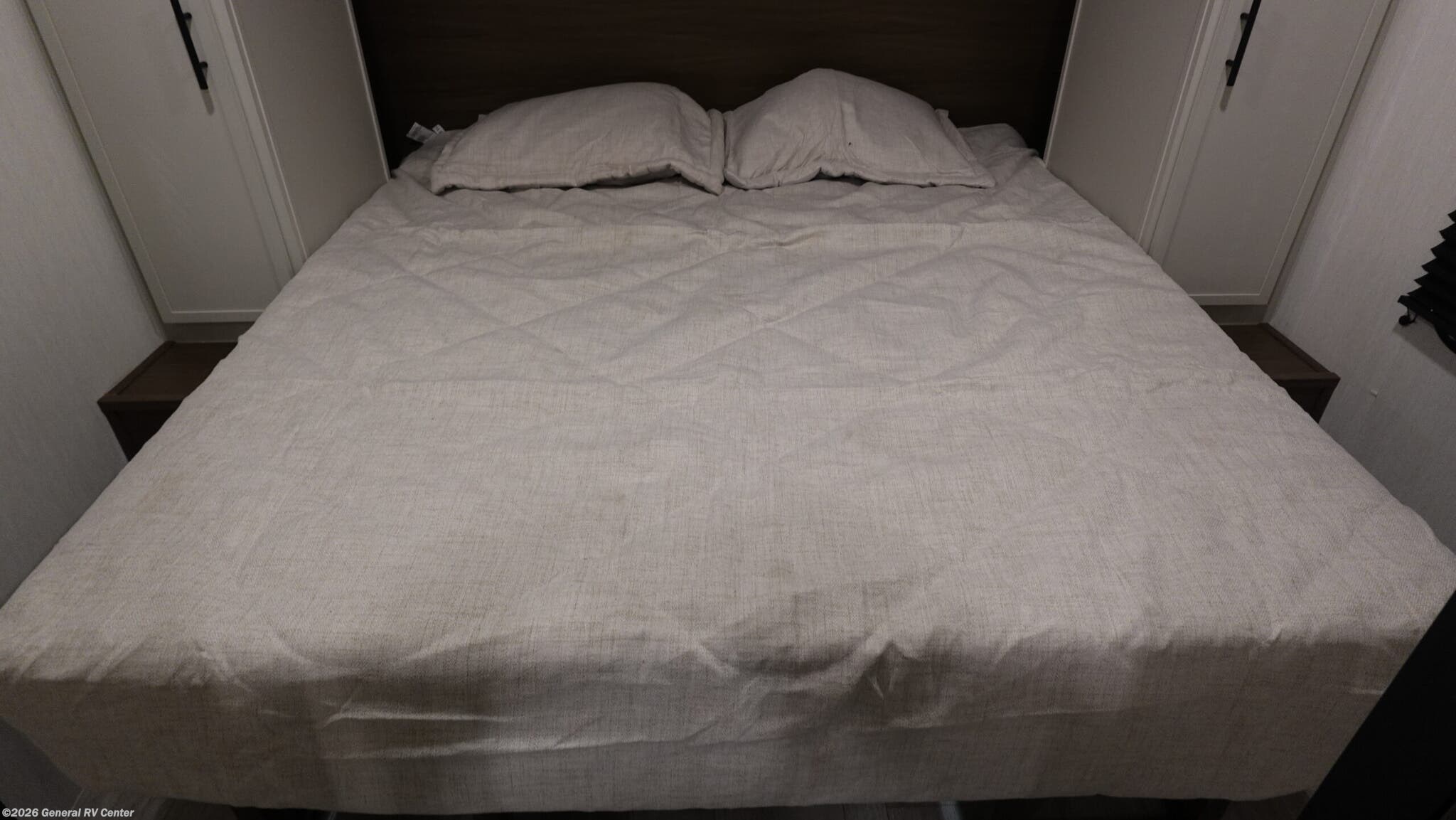 2026 Avenger 26DBS by Prime Time from General RV Center in Brownstown Township, Michigan