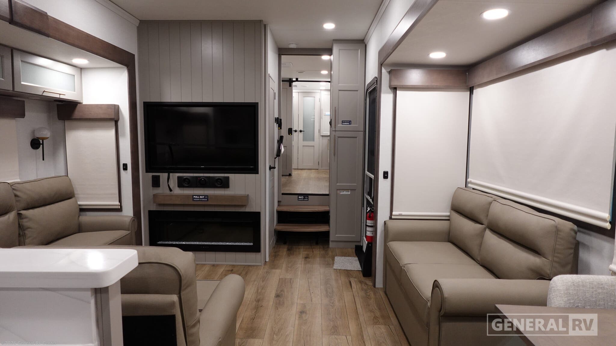 New 2026 Alliance RV Paradigm 382RK available in Brownstown Township, Michigan
