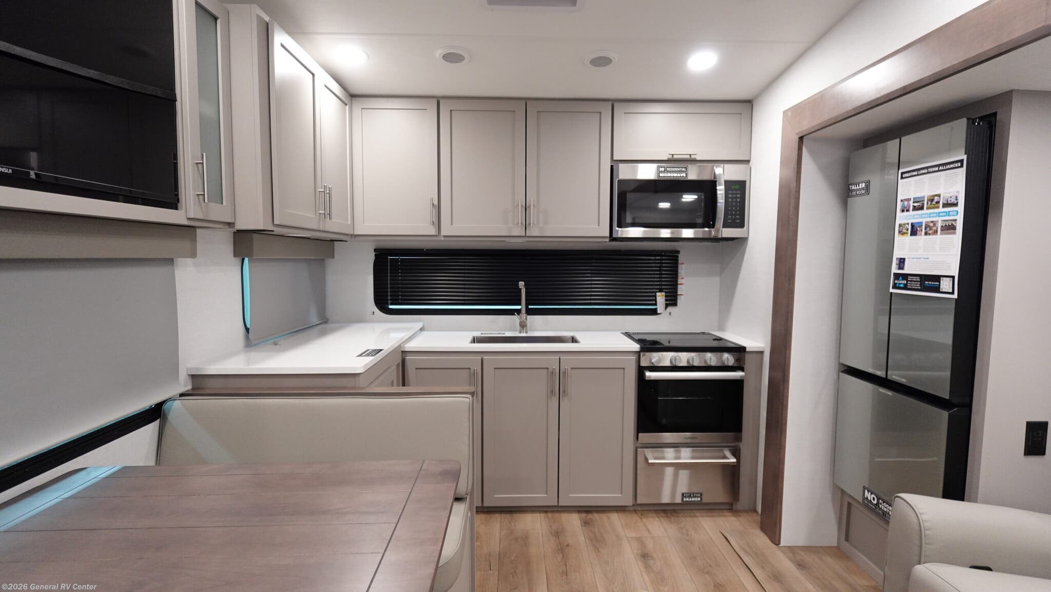 2026 Alliance RV Avenue 23ML - New Fifth Wheel For Sale by General RV Center in Brownstown Township, Michigan