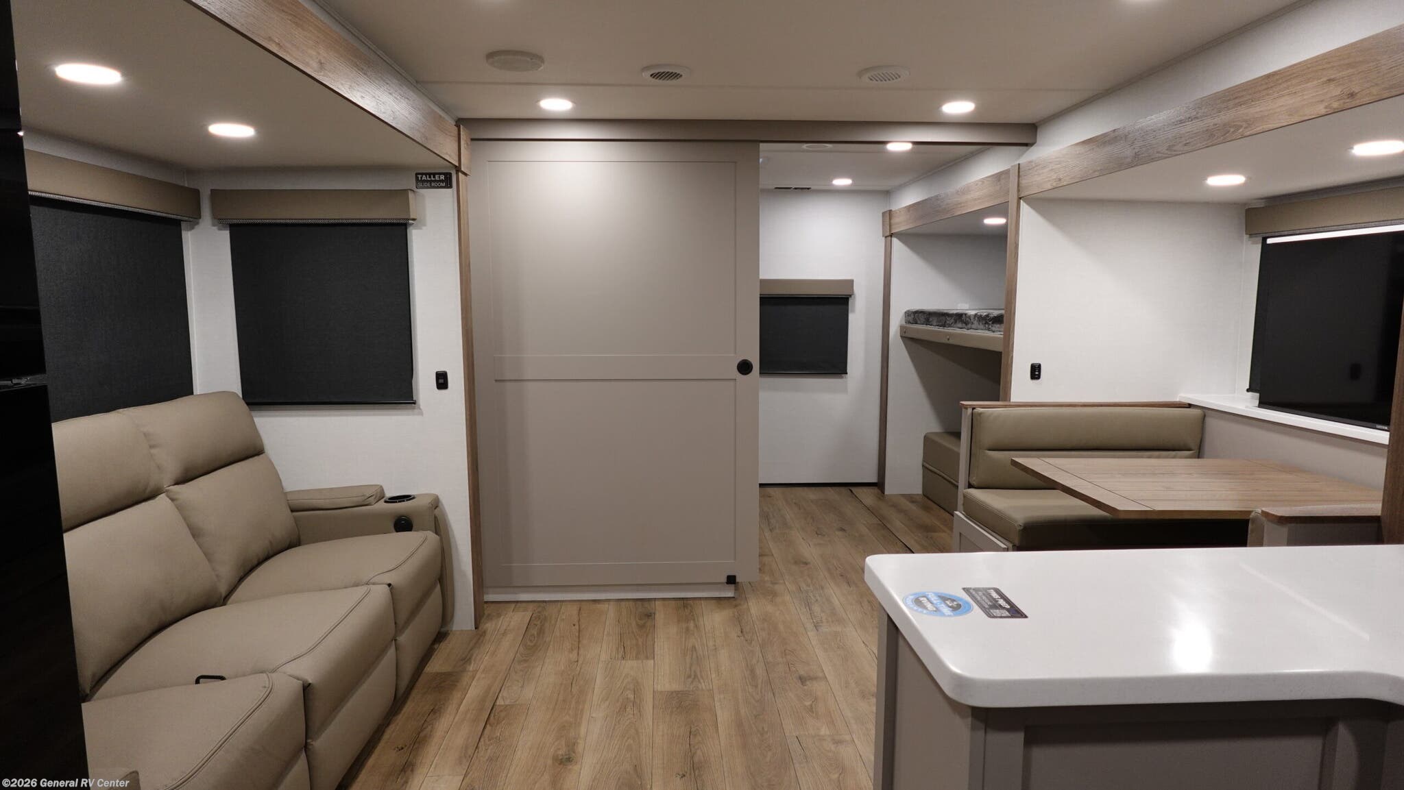 2026 Alliance RV Delta 321BH - New Travel Trailer For Sale by General RV Center in Brownstown Township, Michigan