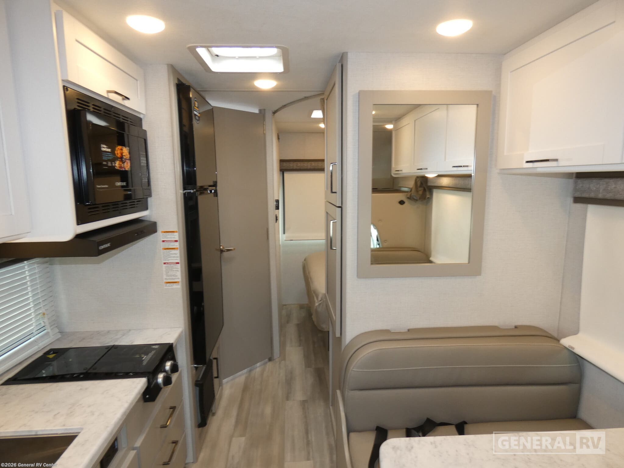 2026 Thor Motor Coach Pasadena SZ22 Chevy - New Class C For Sale by General RV Center in Brownstown Township, Michigan