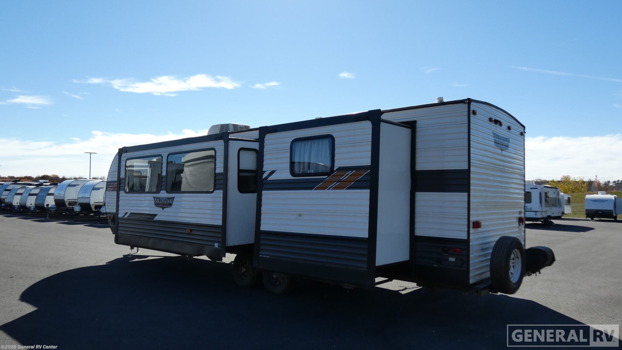 2022 Wildwood 31KQBTS by Forest River from General RV Center in Brownstown Township, Michigan