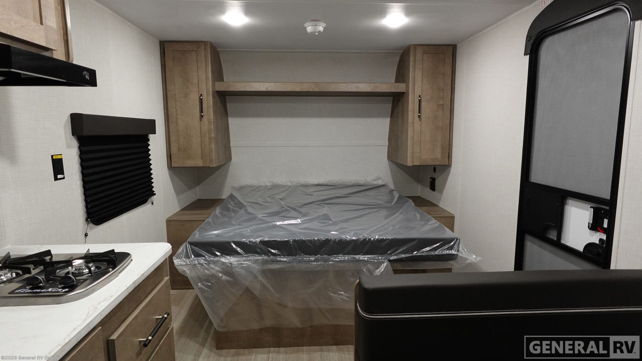 New 2026 Keystone Springdale 1700FQ available in Brownstown Township, Michigan