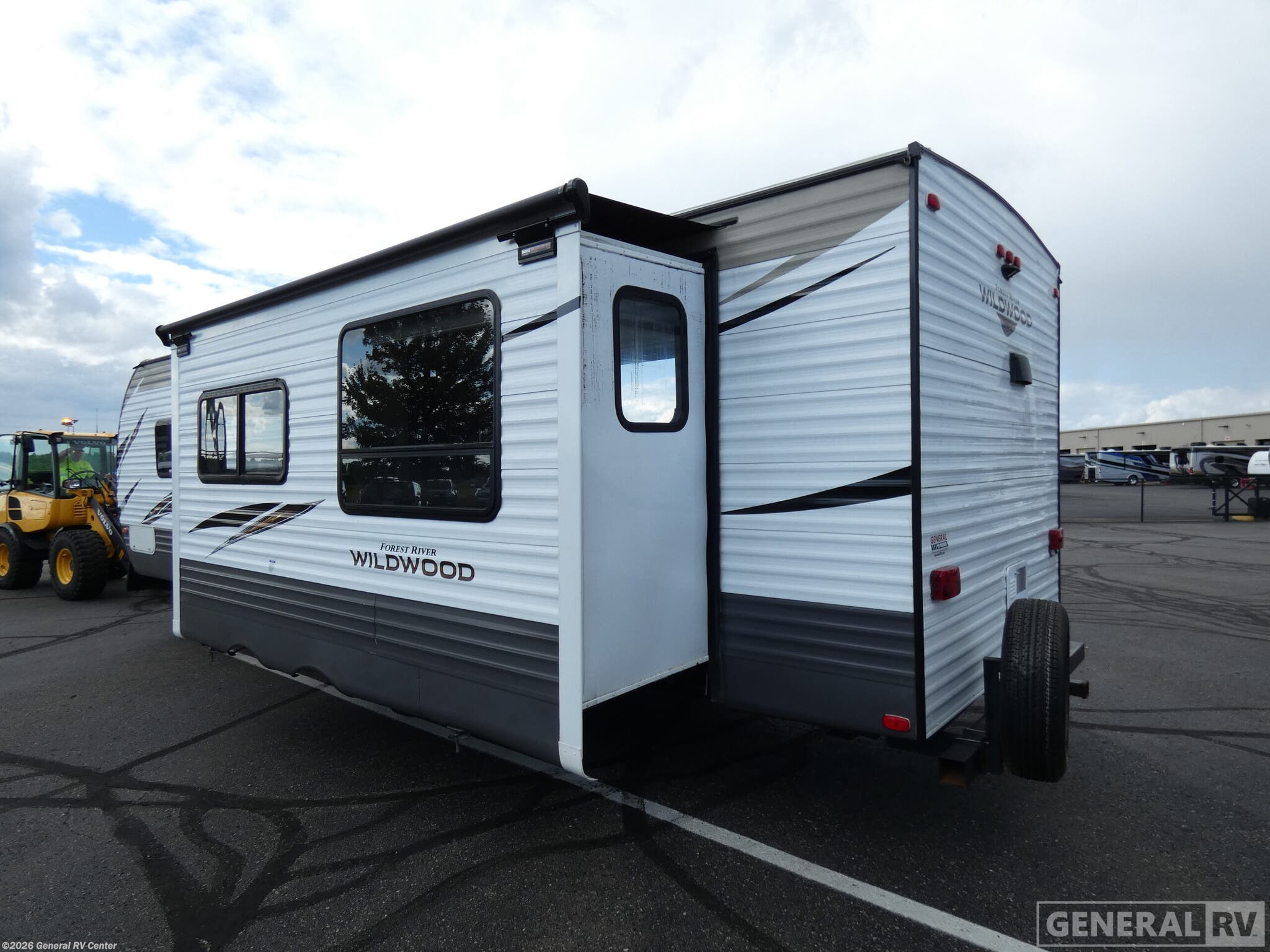 2018 Wildwood 27RKSS by Forest River from General RV Center in Brownstown Township, Michigan