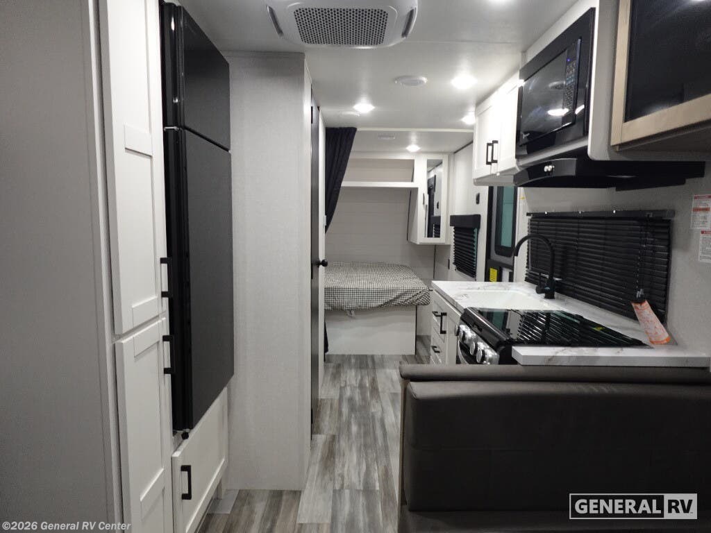 New 2026 Jayco FLIGHT 210QB available in Brownstown Township, Michigan